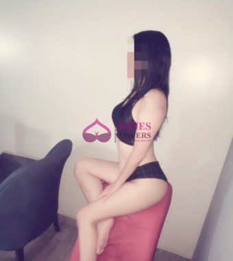 Kiara viene a complacerte en todos tus deseos amor