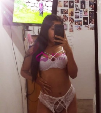Keith una jovencita linda picara y muy traviesa