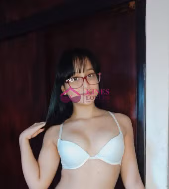 Alessia rica chibolita peruana tengo 18 añitos voy a hoteles